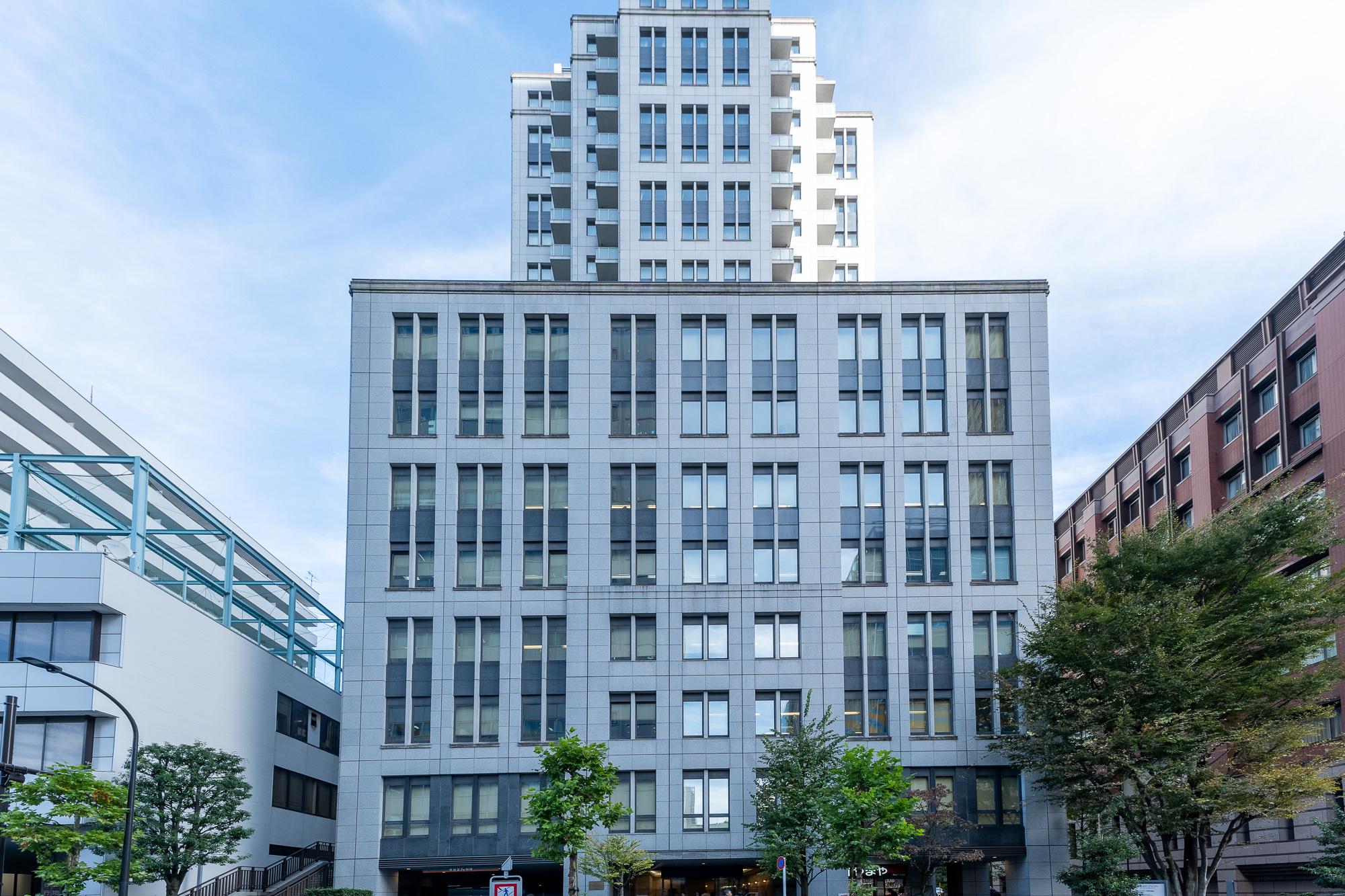 株式会社青山財産ネットワークスの求人画像